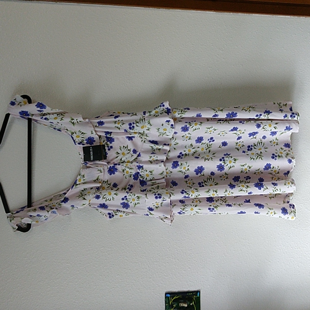 Forever 21 Plus Size Floral Daisy Ruffle Dress 0X
